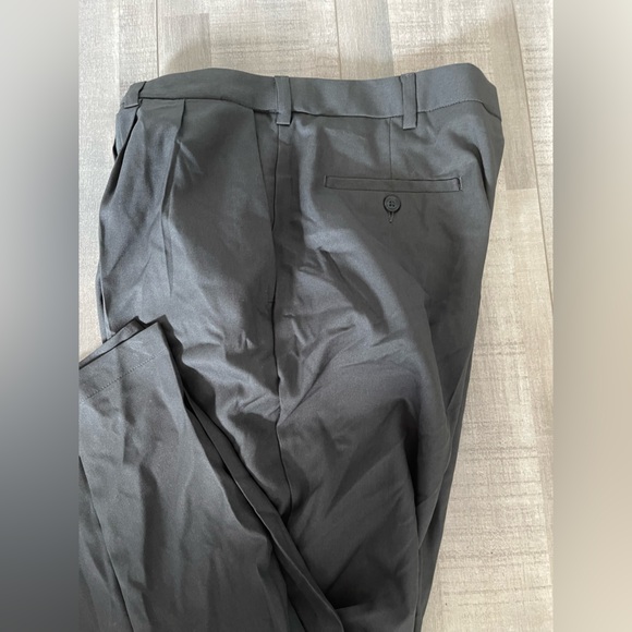 Haggar Cool 18 Pro Classic Fit Pleated Pants - Dark Gray - Picture 10 of 10